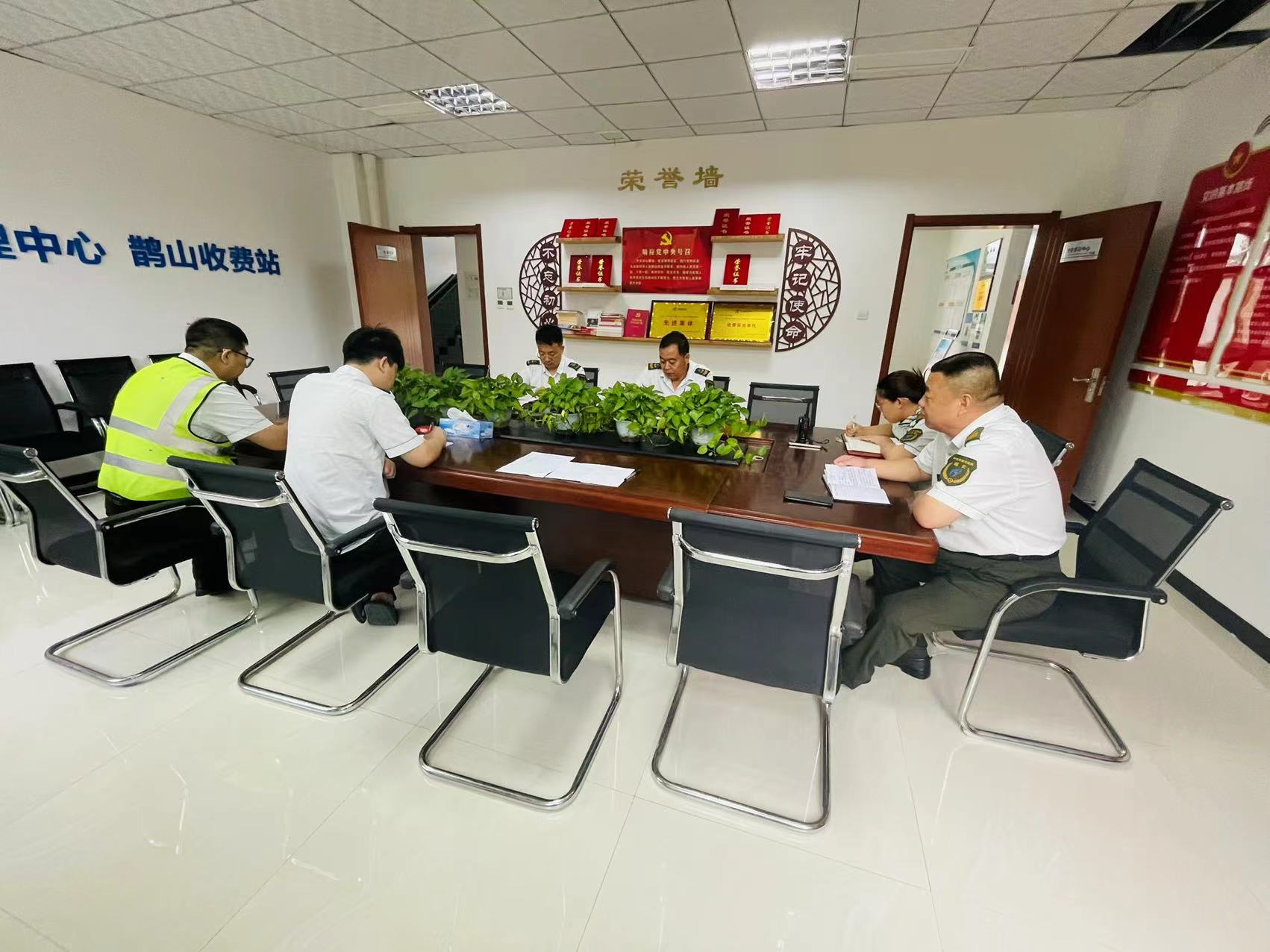 3b6afc035759fb6acb6a78efc5f5d92.jpg 3b6afc035759fb6acb6a78efc5f5d92.jpg