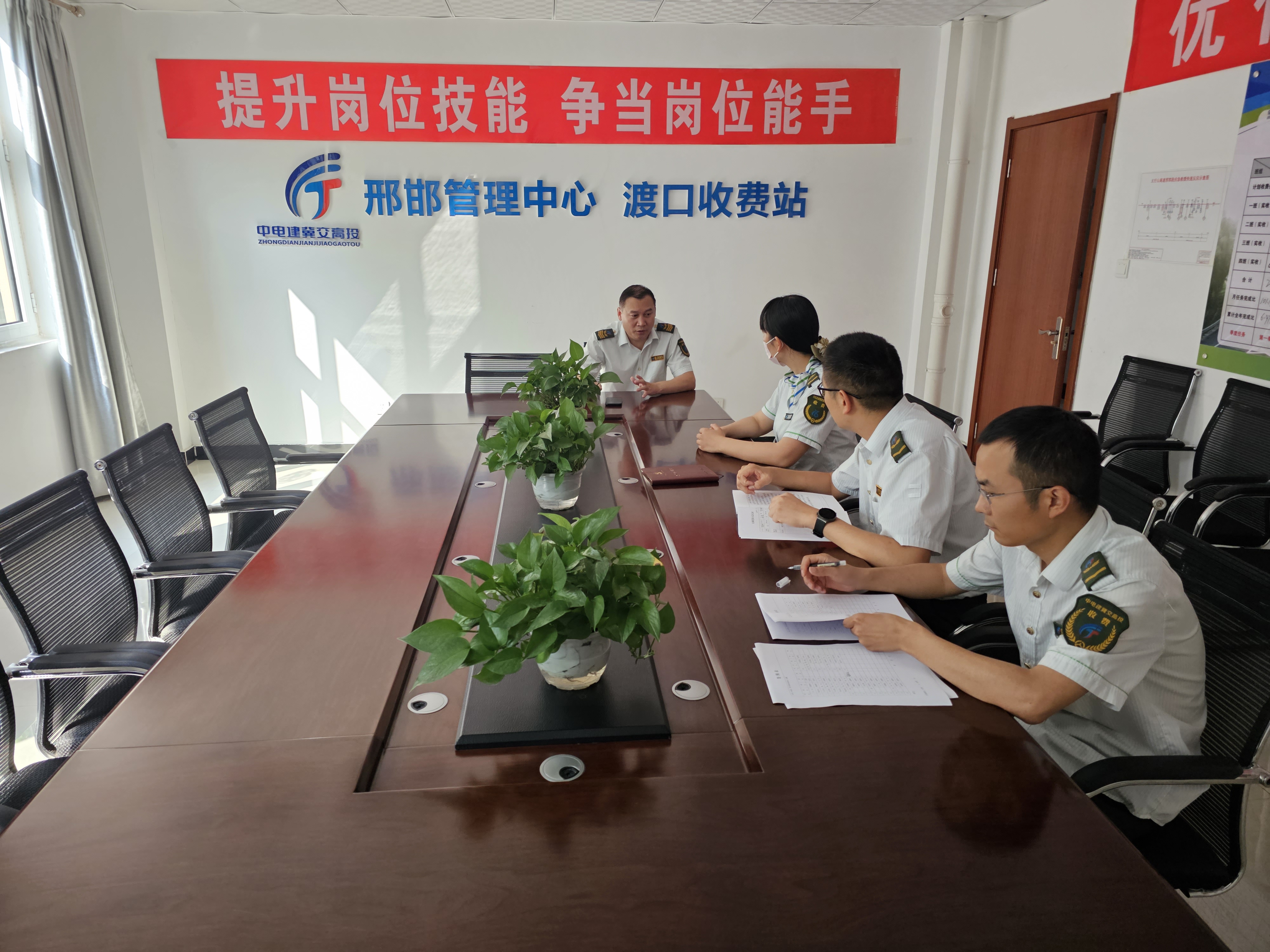 187dc97501153f7d1fc29c81974a873.jpg 187dc97501153f7d1fc29c81974a873.jpg