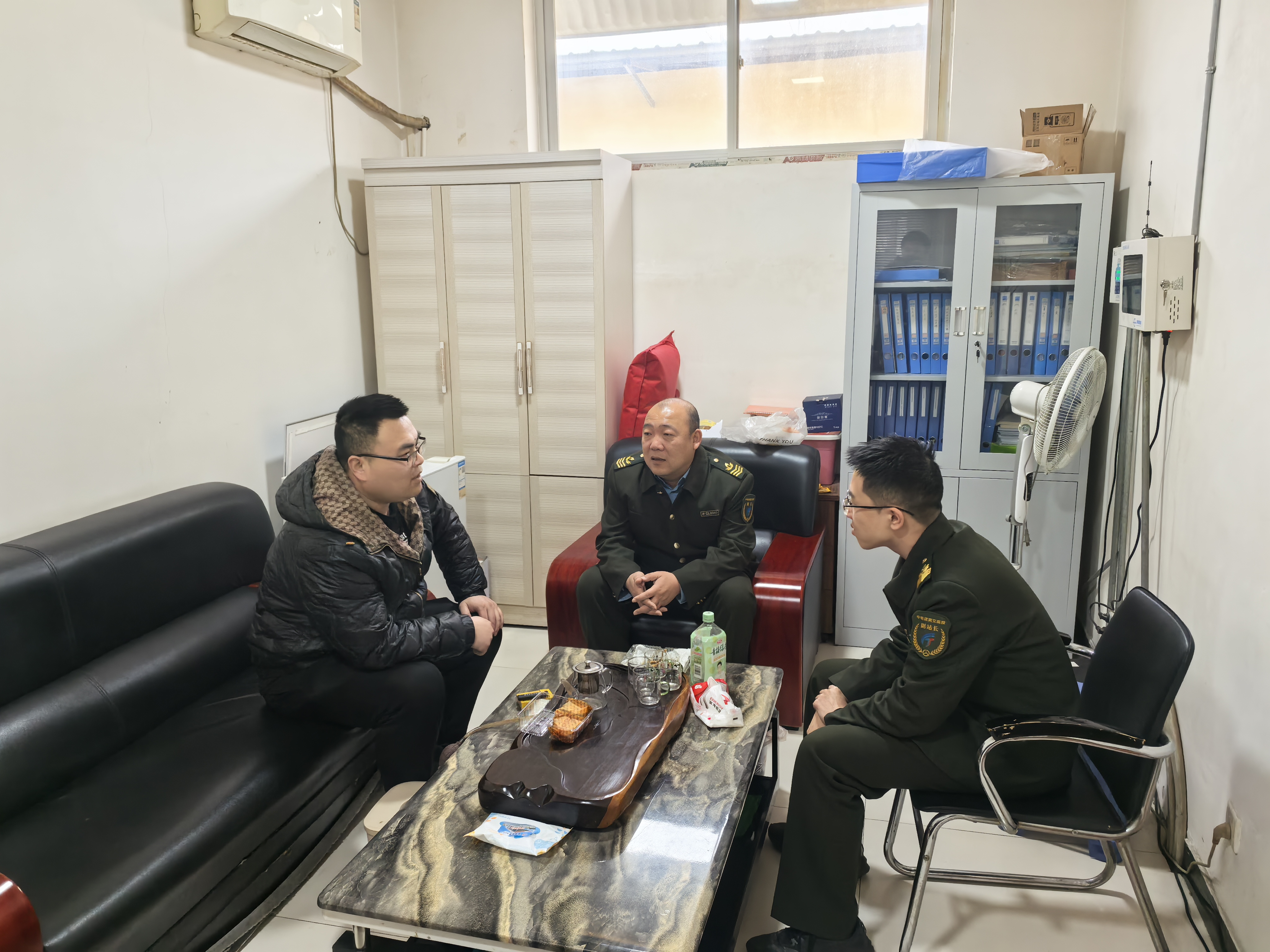 3.11引车上路.jpg 3.11引车上路.jpg